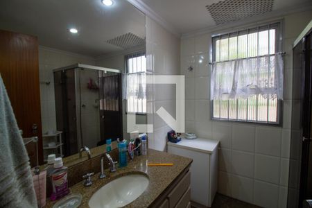 Apartamento à venda com 200m², 3 quartos e 2 vagasBanheiro