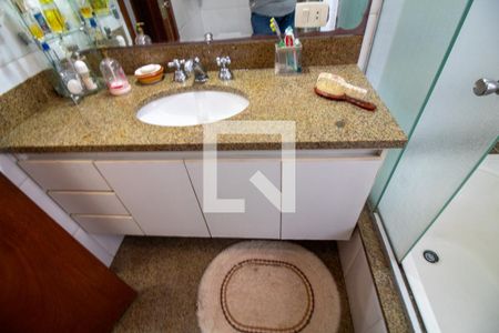 Apartamento à venda com 200m², 3 quartos e 2 vagasBanheiro da Suíte