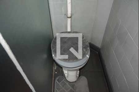 Casa de condomínio à venda com 200m², 3 quartos e 2 vagasCasa 3 - Banheiro