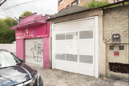 Casa de condomínio à venda com 200m², 3 quartos e 2 vagasFachada
