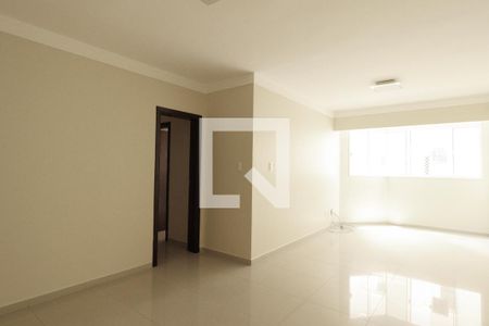 Sala de apartamento para alugar com 3 quartos, 88m² em Saraiva, Uberlândia