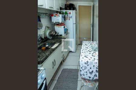 Apartamento à venda com 50m², 2 quartos e 1 vaga Apartamento à venda com 50m², 2 quartos e 1 vagaCozinha - Armários