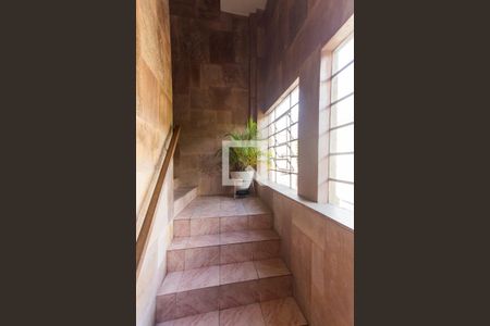 Apartamento para alugar com 100m², 3 quartos e 1 vagaEscada 