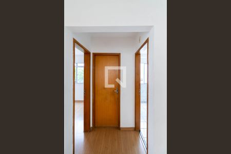 Apartamento para alugar com 50m², 2 quartos e 1 vaga Apartamento para alugar com 50m², 2 quartos e 1 vagaCorredor