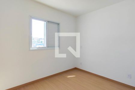 Suite de apartamento à venda com 2 quartos, 58m² em Vila Metalúrgica, Santo André