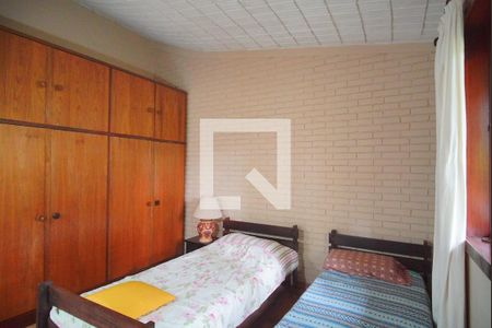 Casa à venda com 375m², 4 quartos e 2 vagasQuarto 3