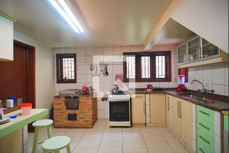 Casa à venda com 375m², 4 quartos e 2 vagasCozinha