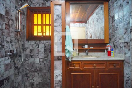 Casa à venda com 375m², 4 quartos e 2 vagasBanheiro 2