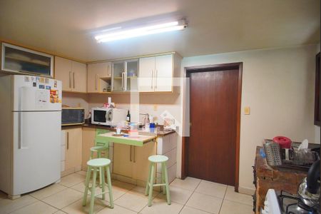 Casa à venda com 375m², 4 quartos e 2 vagasCozinha