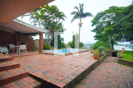 Casa à venda com 375m², 4 quartos e 2 vagasVista do Salão de festas