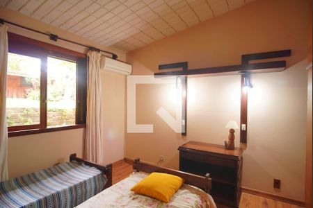 Casa à venda com 375m², 4 quartos e 2 vagasQuarto 3