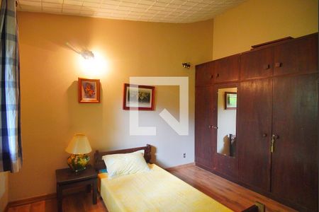 Casa à venda com 375m², 4 quartos e 2 vagasQuarto 1