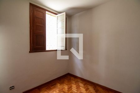 Quarto de apartamento para alugar com 4 quartos, 90m² em Gutierrez, Belo Horizonte