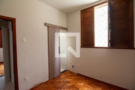 Quarto de apartamento para alugar com 4 quartos, 90m² em Gutierrez, Belo Horizonte