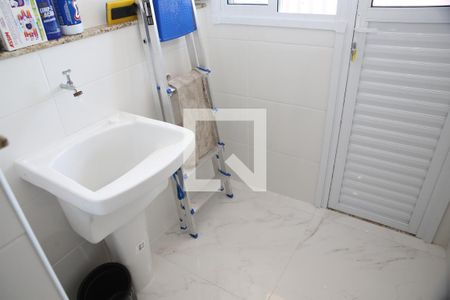 Apartamento para alugar com 85m², 2 quartos e 1 vagaÁrea de Serviço