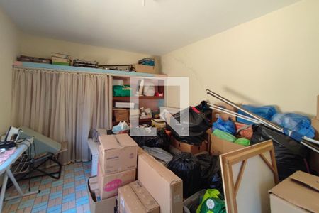 Casa à venda com 150m², 3 quartos e 3 vagasEdícula - Sala