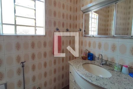 Casa à venda com 150m², 3 quartos e 3 vagasBanheiro