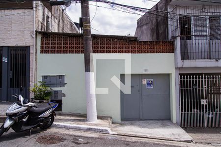 Casa para alugar com 115m², 2 quartos e 1 vagaFachada