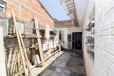 Casa à venda com 140m², 2 quartos e 1 vagaQuintal