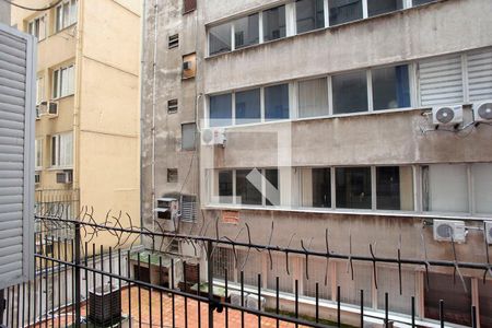 Apartamento para alugar com 64m², 2 quartos e sem vagaCozinha + Área de Serviço Vista