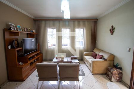 Sala de casa para alugar com 3 quartos, 120m² em Vila Carmosina, São Paulo