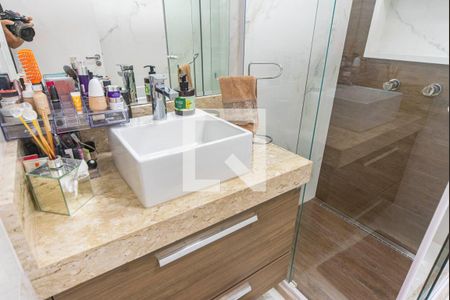 Apartamento à venda com 78m², 3 quartos e 2 vagasBanheiro Social