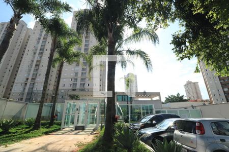 Apartamento à venda com 78m², 3 quartos e 2 vagasFachada e portaria