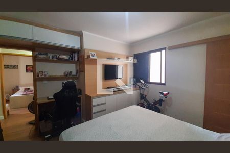 Apartamento para alugar com 122m², 3 quartos e 1 vagaSuíte