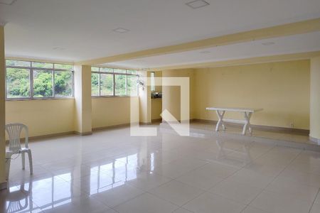 Apartamento à venda com 71m², 2 quartos e 1 vagaÁrea comum - Salão de festas