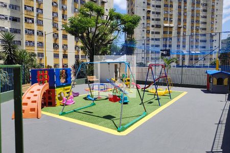 Apartamento à venda com 71m², 2 quartos e 1 vagaÁrea comum - Playground