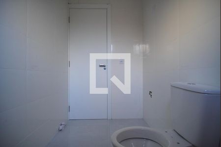 Casa à venda com 104m², 2 quartos e 1 vaga Casa à venda com 104m², 2 quartos e 1 vagaBanheiro