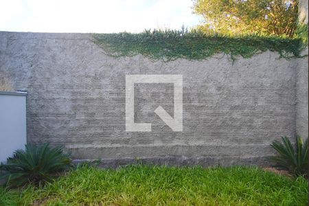 Casa à venda com 104m², 2 quartos e 1 vaga Casa à venda com 104m², 2 quartos e 1 vagaQuintal