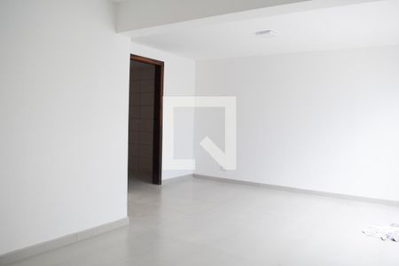 Sala de casa para alugar com 3 quartos, 90m² em Xaxim, Curitiba