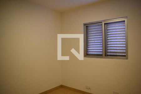 Quarto 1 de casa para alugar com 3 quartos, 90m² em Xaxim, Curitiba