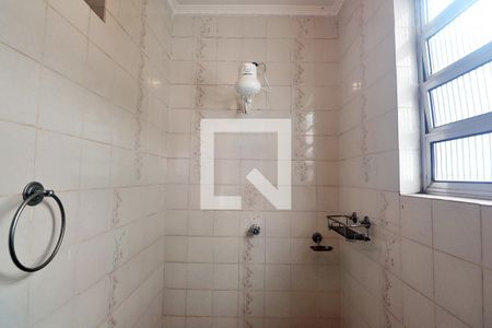 Casa à venda com 215m², 3 quartos e 2 vagasBanheiro de serviço