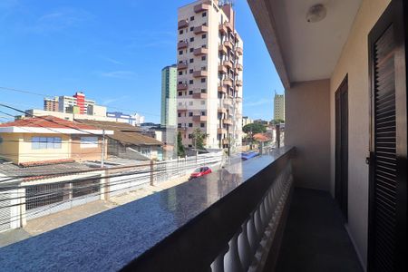 Casa à venda com 215m², 3 quartos e 2 vagasQuarto 2 - Vista