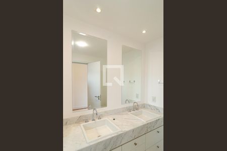 Apartamento para alugar com 166m², 3 quartos e 2 vagasBanheiro da Suíte 3