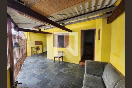 Casa à venda com 160m², 5 quartos e 2 vagas Casa à venda com 160m², 5 quartos e 2 vagasGaragem