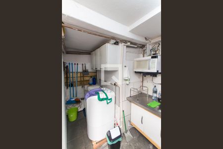 Casa à venda com 160m², 5 quartos e 2 vagasCasa 2 - Cozinha e Área de Serviço  