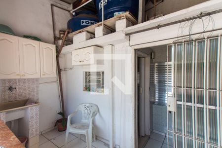 Casa à venda com 160m², 5 quartos e 2 vagasCasa 1 - Área de Serviço  