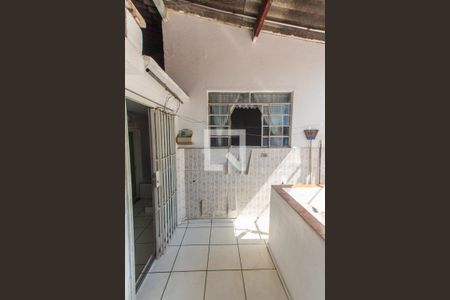 Casa à venda com 160m², 5 quartos e 2 vagasCasa 1 - Área de Serviço  