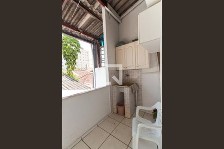 Casa à venda com 160m², 5 quartos e 2 vagasCasa 1 - Área de Serviço  