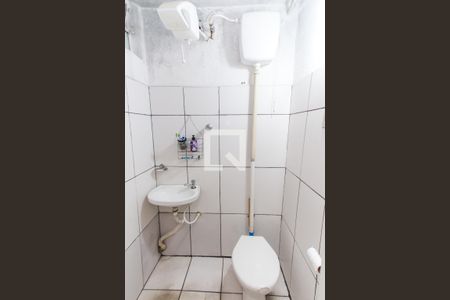 Casa à venda com 160m², 5 quartos e 2 vagasCasa 3 - Banheiro  