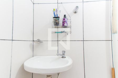 Casa à venda com 160m², 5 quartos e 2 vagasCasa 3 - Banheiro  