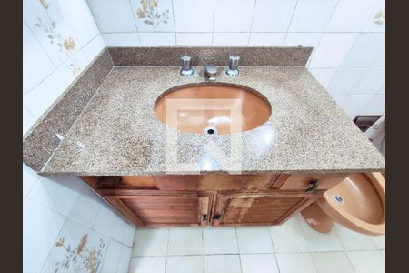 Apartamento para alugar com 230m², 4 quartos e 2 vagas Apartamento para alugar com 230m², 4 quartos e 2 vagasBanheiro da Suíte