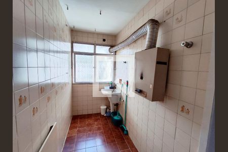Apartamento para alugar com 230m², 4 quartos e 2 vagas Apartamento para alugar com 230m², 4 quartos e 2 vagasÁrea de Serviço