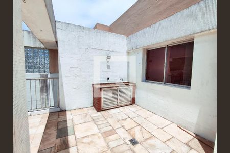 Apartamento para alugar com 230m², 4 quartos e 2 vagas Apartamento para alugar com 230m², 4 quartos e 2 vagasÁrea externa