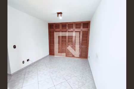Apartamento para alugar com 230m², 4 quartos e 2 vagas Apartamento para alugar com 230m², 4 quartos e 2 vagasSuite 1