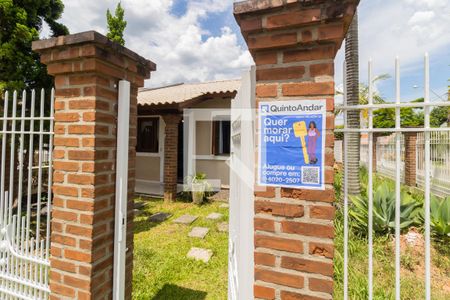 Casa à venda com 48m², 2 quartos e 1 vagaFachada-Instalação de Plaquinhas