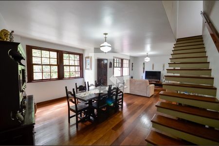Sala de casa à venda com 3 quartos, 242m² em Vila Isabel, Rio de Janeiro